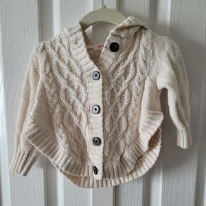 Knit sweater